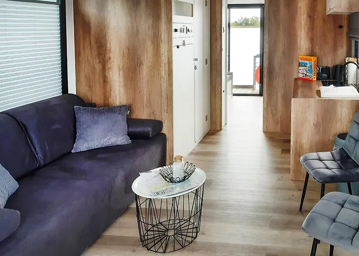 Amazing Ship In Havelsee Ot